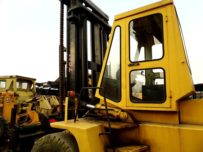 Used TCM FD200 Forklfit for sale Tcm 20t forklift for sale