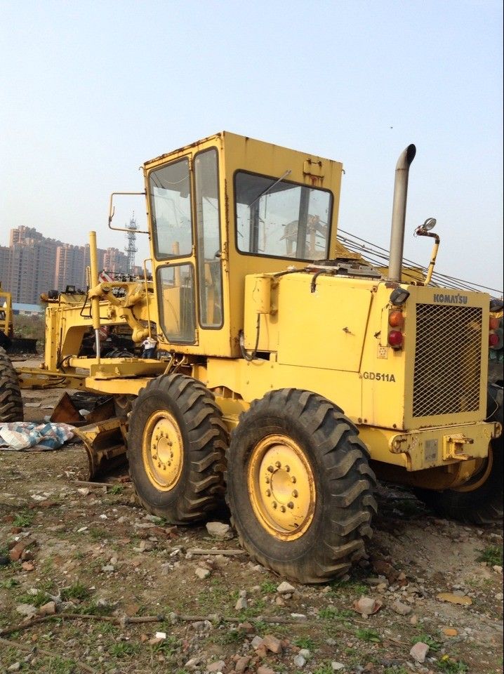 Used KOMATSU GD511A-1 Motor grader sale china japan