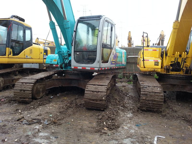 Used KOBELCO SK200-6 Excavator sale japan