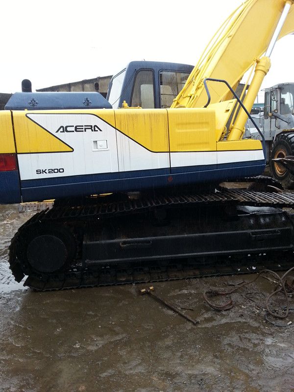 Used KOBELCO EXCAVATOR SK200-3 SALE