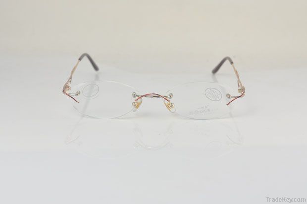 Eyeglasses