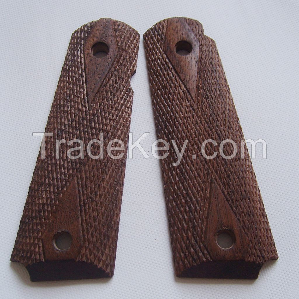 colt 1911 walnut wood grips 012-1