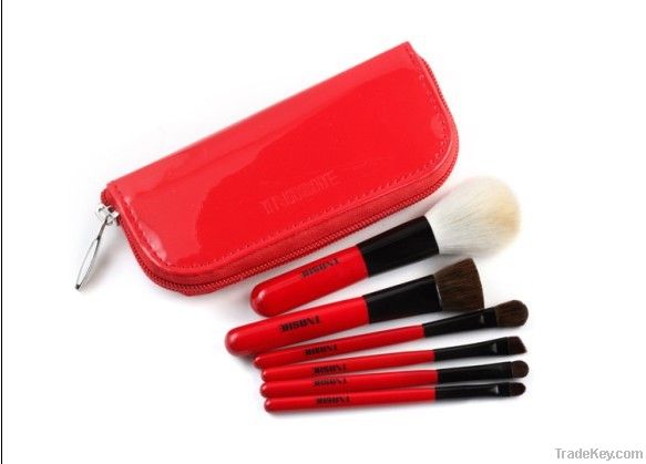 Mini makeup brush set