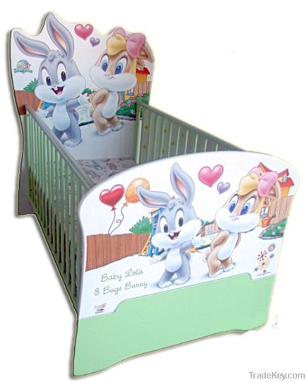 Baby Lola & Bugs Bunny convertible bed