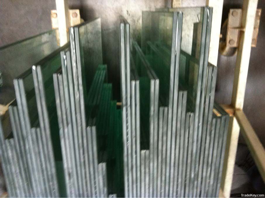 Laminated glass