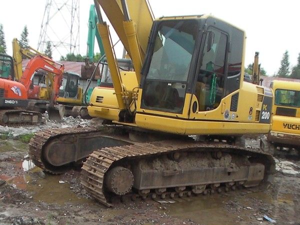 Used Komatsu PC200-8 Crawler Excavator from Japan