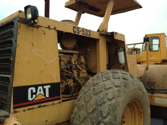 UsedCATERPILLAR CS533 ROAD ROLLER