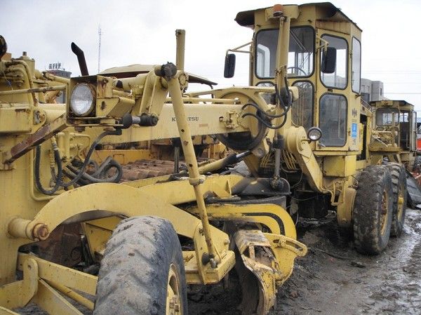 Used KOMATSU GD605R MOTOR GRADER