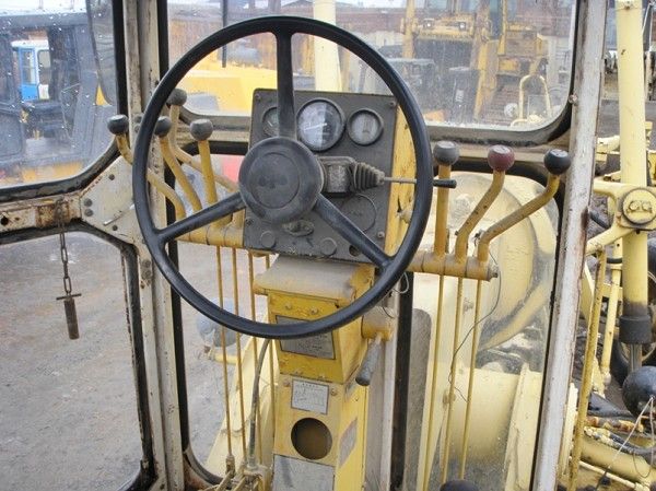 Used KOMATSU GD605R MOTOR GRADER