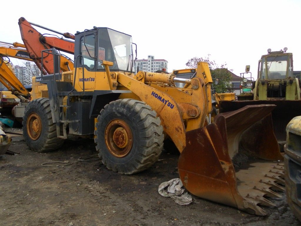 Used Komatsu WA420-3 wheel loader for sell