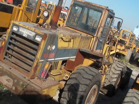 Used Komatsu WA400-1 wheel loader for sell