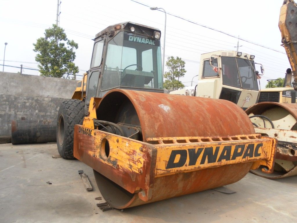 Used vibrate Roller Dynapac CA250