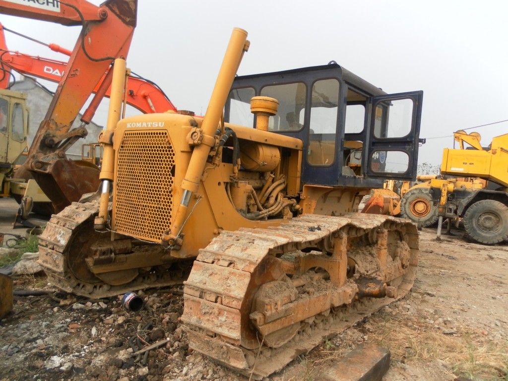 Used Komatsu D60-8 Crawler Bulldozer