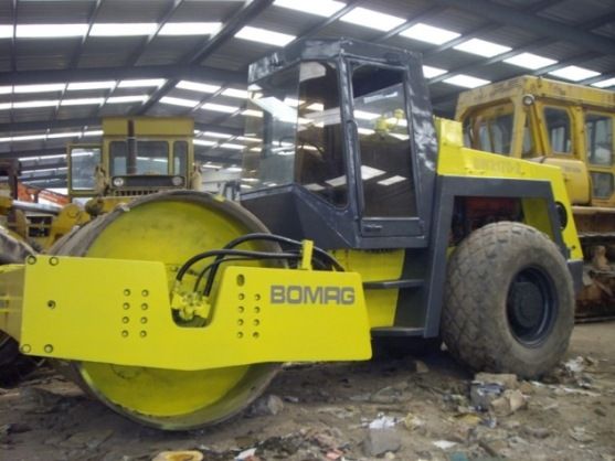 Used BOMAG BW217 Road Roller