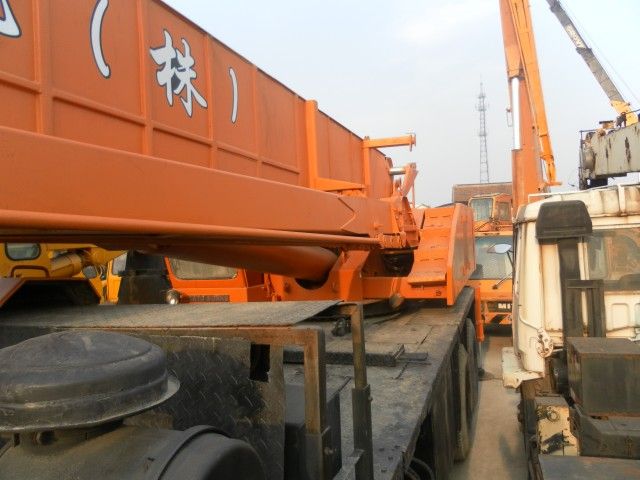 Used KATO NK500E Truck Crane