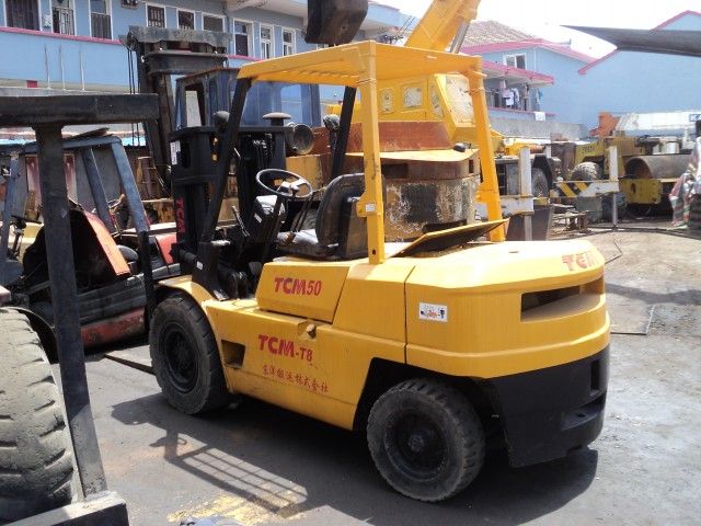 Used TCM FD50 Forklift