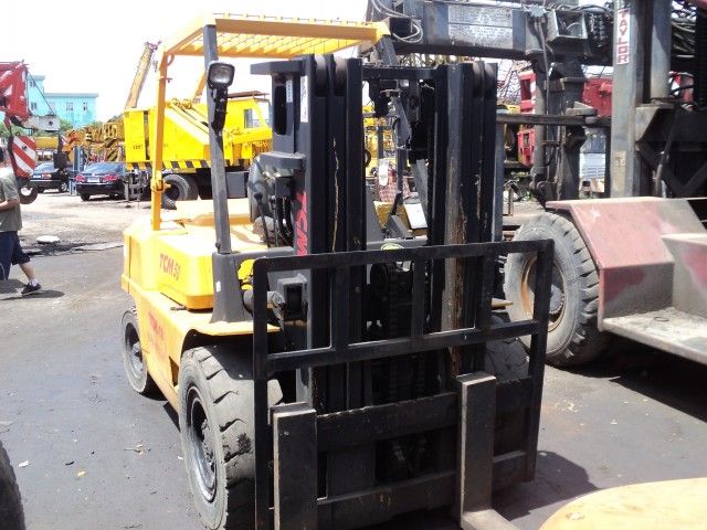 Used TCM FD50 Forklift