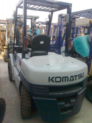 Used Komatsu FD30 Forklift