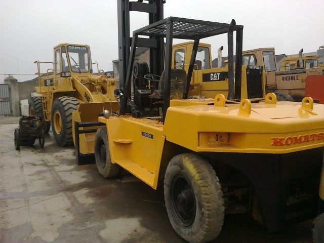 Used 10 Ton Komatsu Forklift,Komatsu FD100 Diesel Forklift for Sale