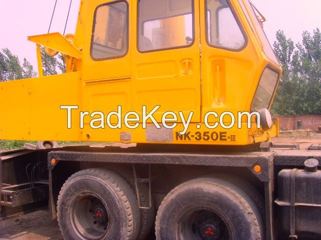 Used Japan Kato 35T Truck Crane