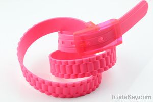 ladies fashion rubber silicone belt with plastic buckle
