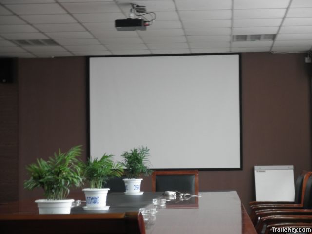 Motorized Projection Screens with remote control