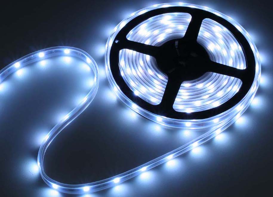 Water-resistant and Flexible LED Strip, Suitable for Showroom