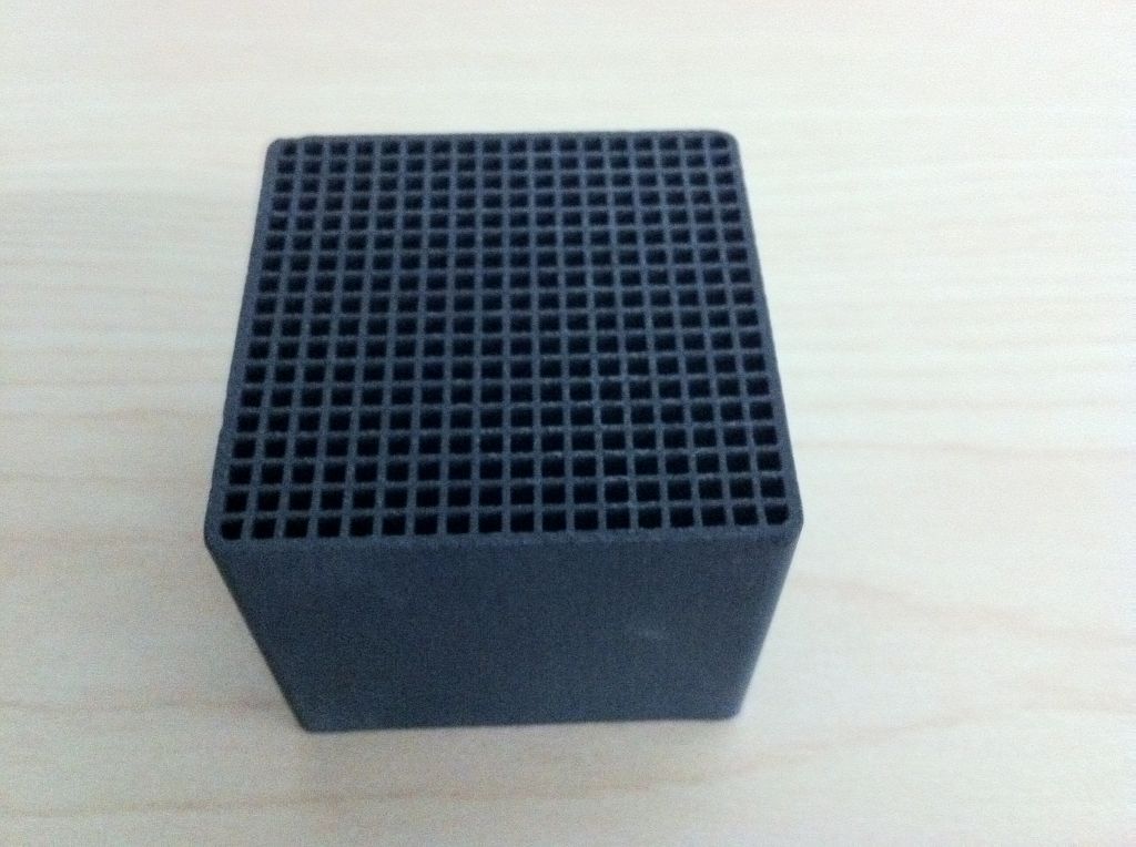 HONEYCOMB ACTIVATED CARBON FILTER CUBE