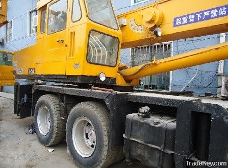 Used Tadano 25t Truck Crane TL-250F
