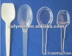 Plastic soup spoon