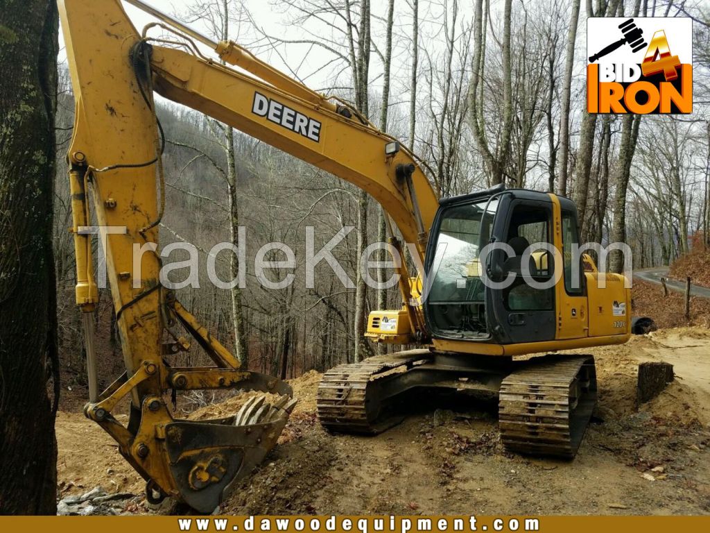 2005 John Deere 120C Excavator