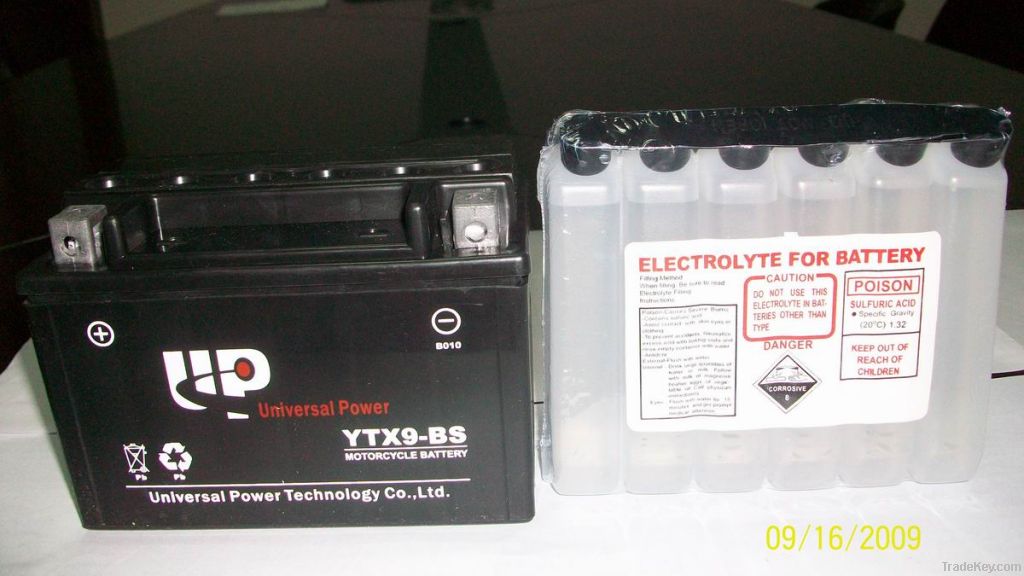 Dry Charged Maintenance Free Motorcycle Battery