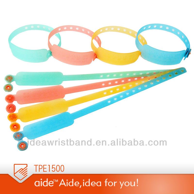 Eco-friendly plastic wristband TPE1500