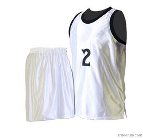 Basketball wears custom basketball uniforms