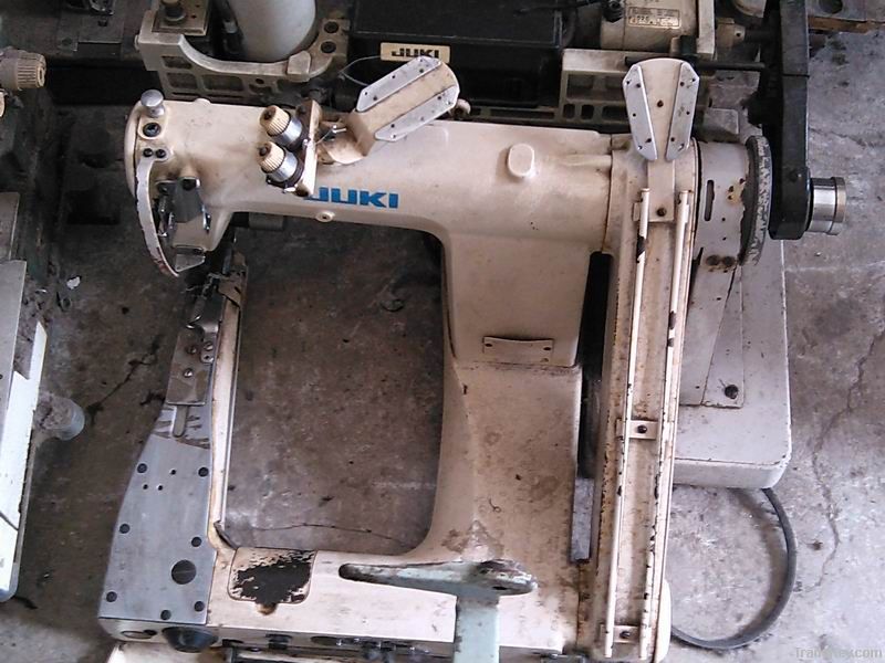 USED JUKI Feed-off-the-arm, Double Chainstitch Machine