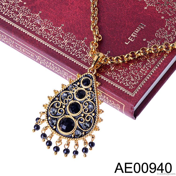 fashion metal tassel vintage necklace for ladies