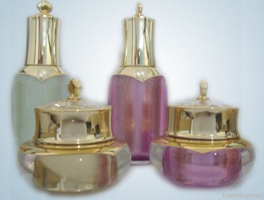 Cosmetic Plastic Packing Jars and Bottles