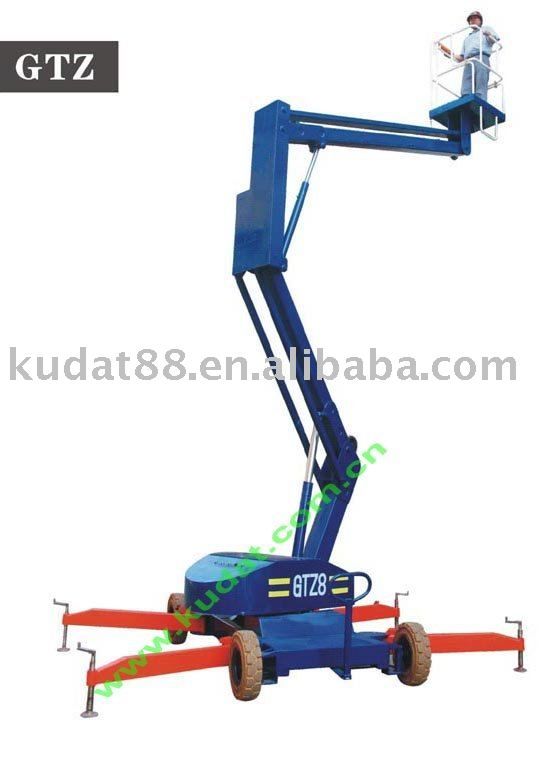 Electric boom lift