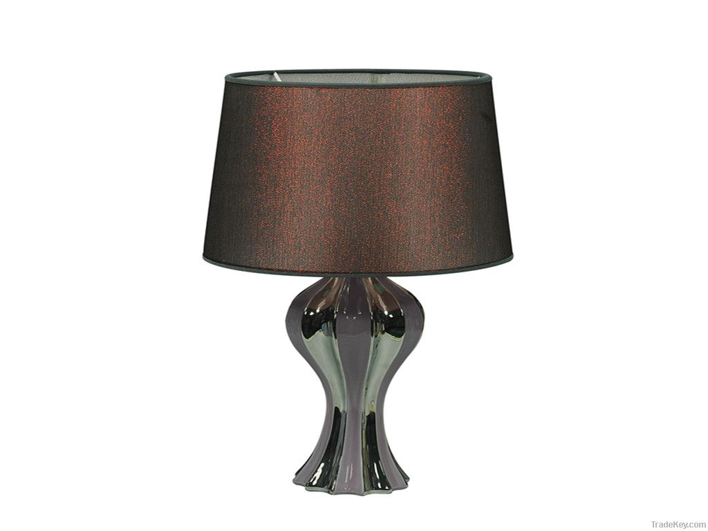 New Design valuable modern style up-right ceramic desk  lamp