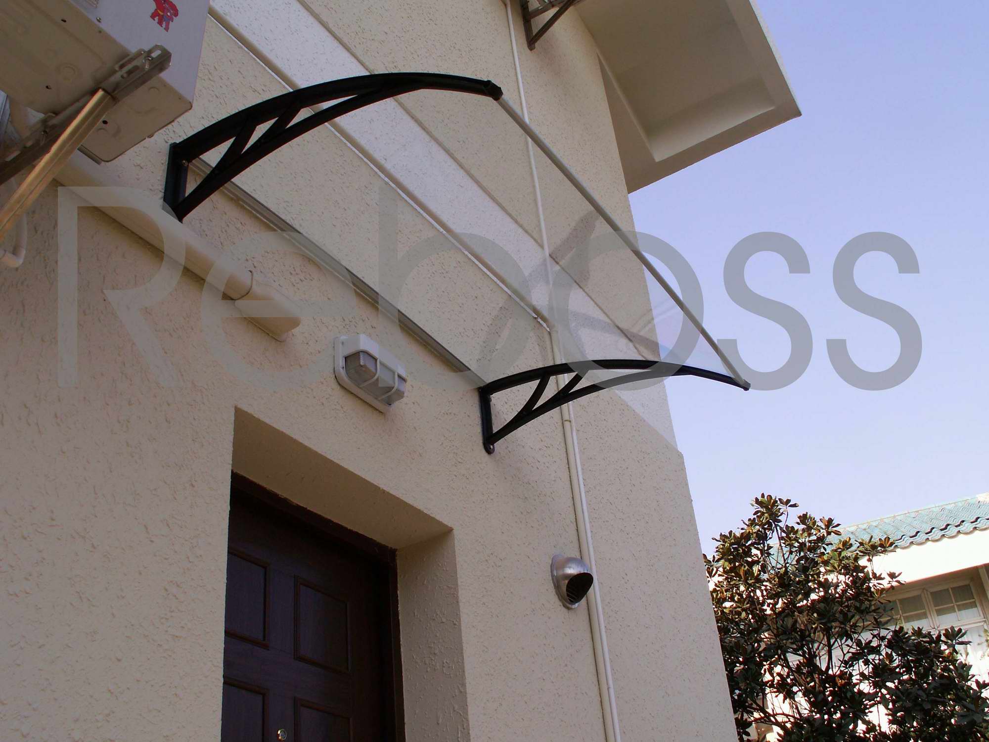 reboss awning/canopy