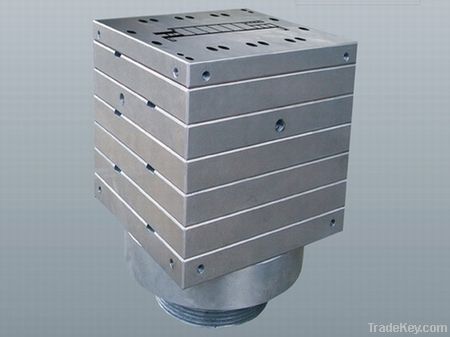 Extrusion mould for decking panel