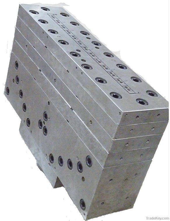 Extrusion mould for construction formwork