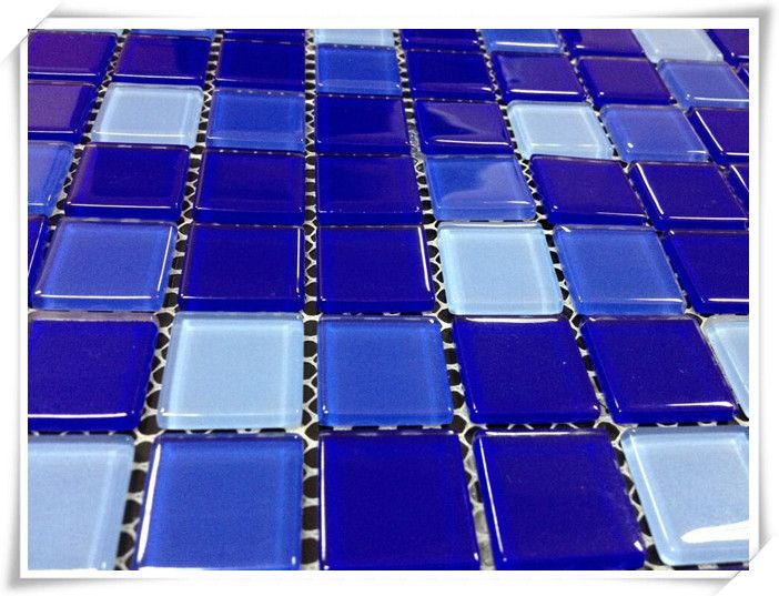 Blue swimming pool glassmosaic