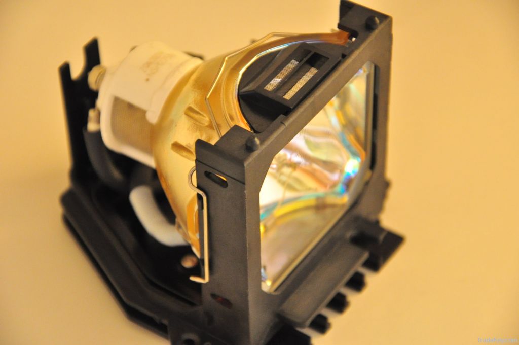 DT00531 for Hitachi Original Projector Lamp