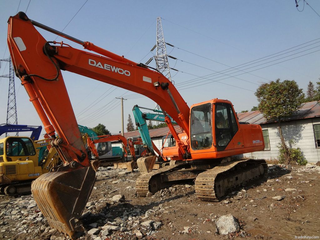 used excavator, Daewoo DH220 for sell