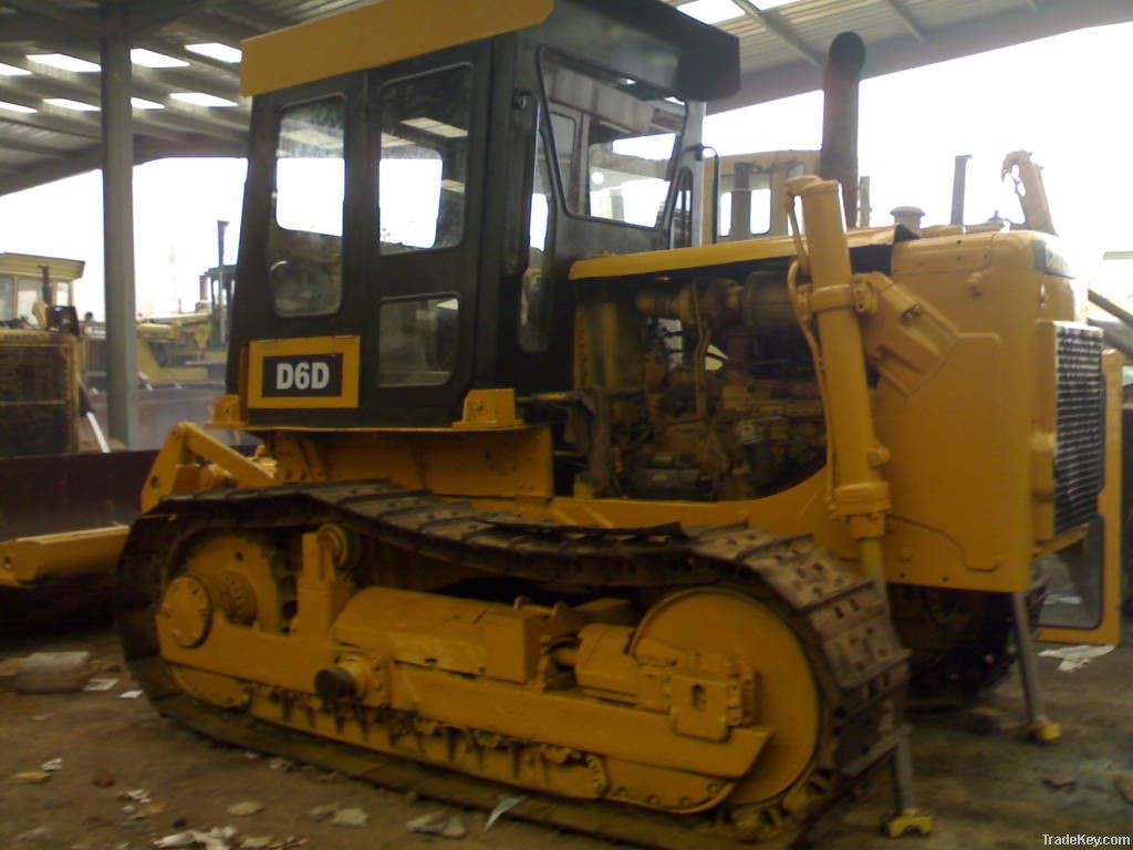 Good working conditon of the  used CAT D6D is underselling