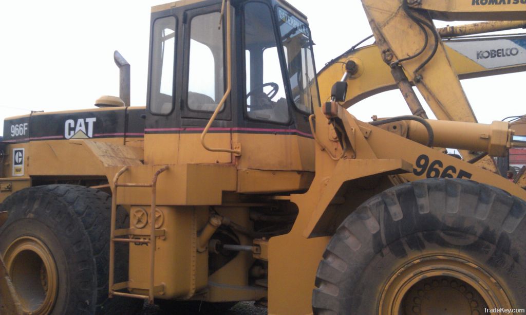 Good working condition of the CAT966F is underselling