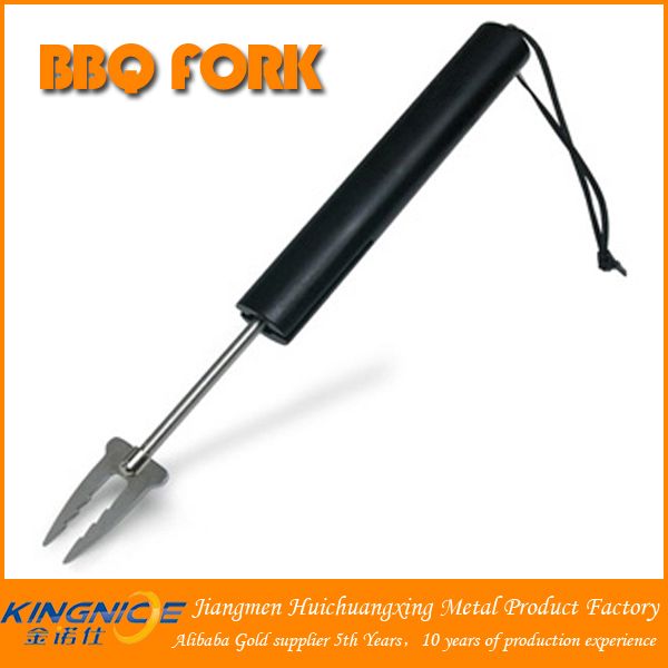 Wood handle stainless steel telescopic barbecue fork