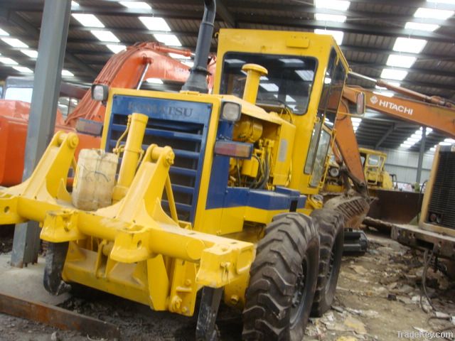 Komatsu grader GD623A-1