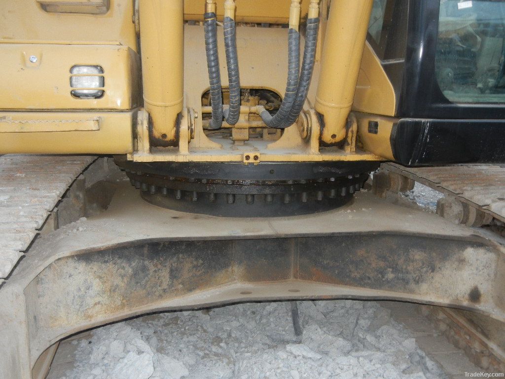 CAT330C